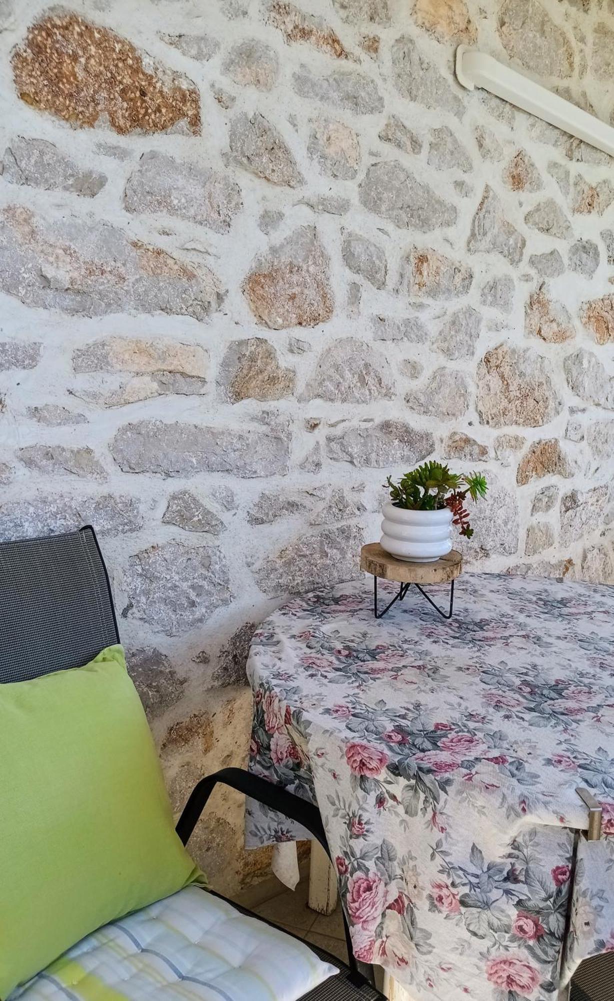 Studio Apartmani Sverko プナト エクステリア 写真